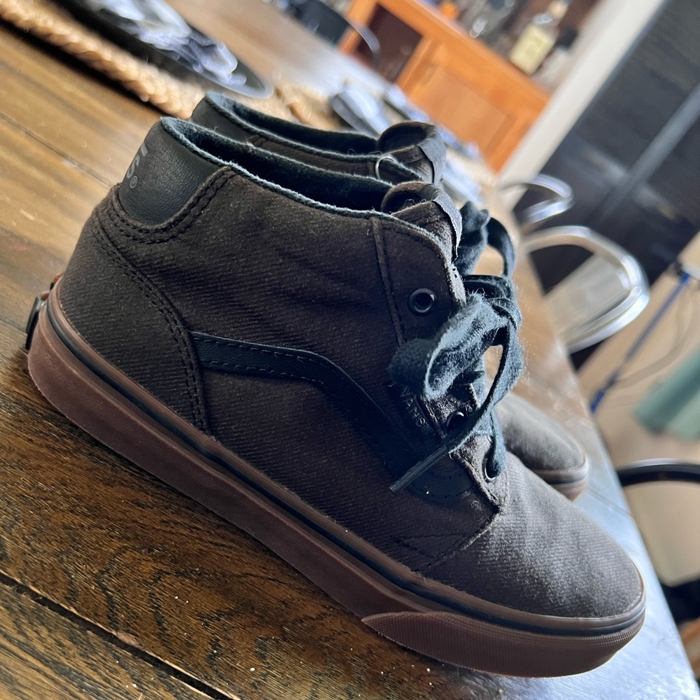 Kids size 3 brown vans